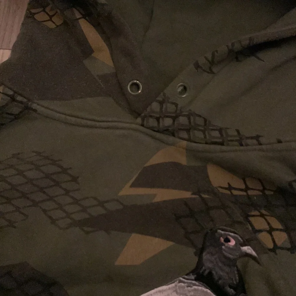 STAPLE Hoodie Men’s Size Large Streetwear Pigeon Camo - Picture 3 of 3